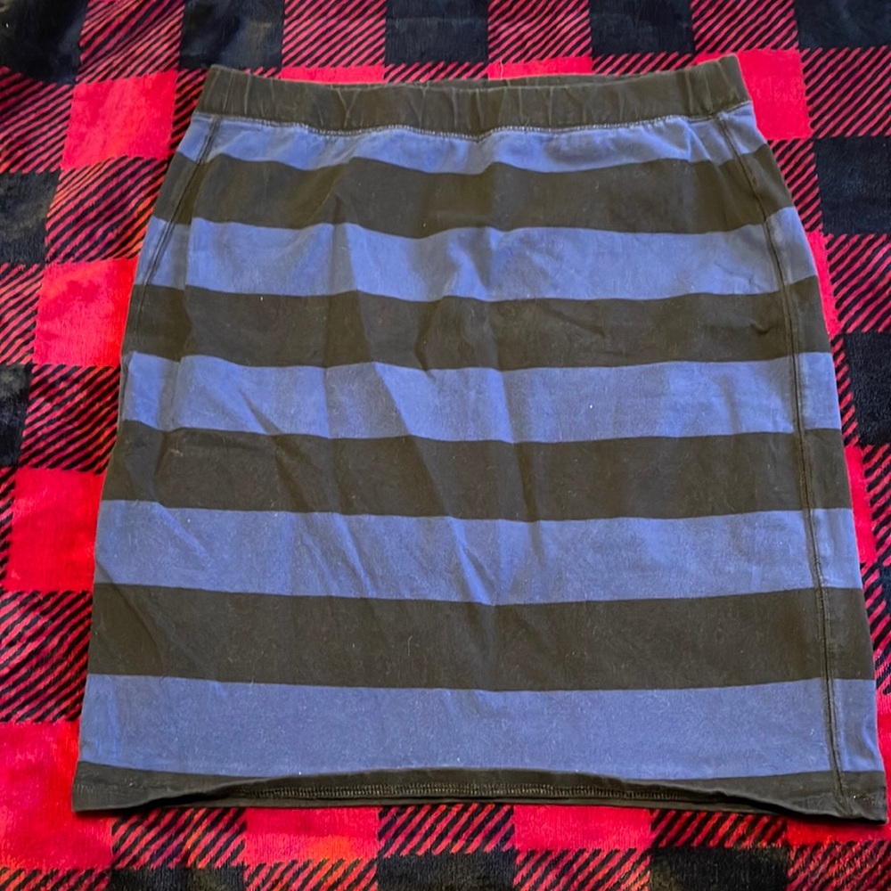 Old navy stripped skirt stretchy size m